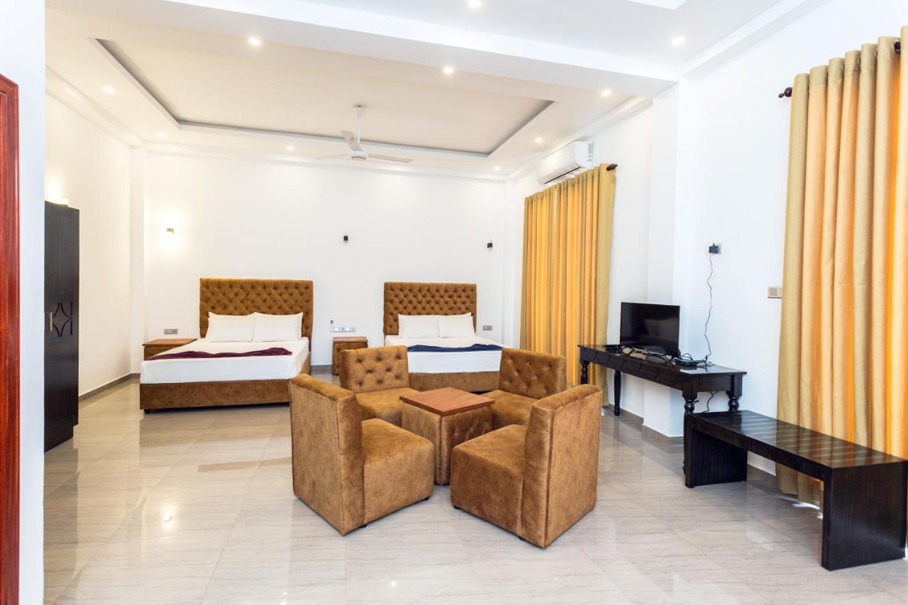 Polhana Grand Resort Matara Exterior foto
